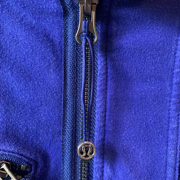 Blue/purple Lululemon sweater/jacket, size 6 - Picture 6 of 10